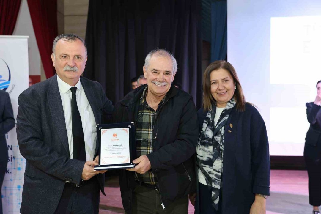 Eğitimin sorunları Manisa'da masaya yatırıldı