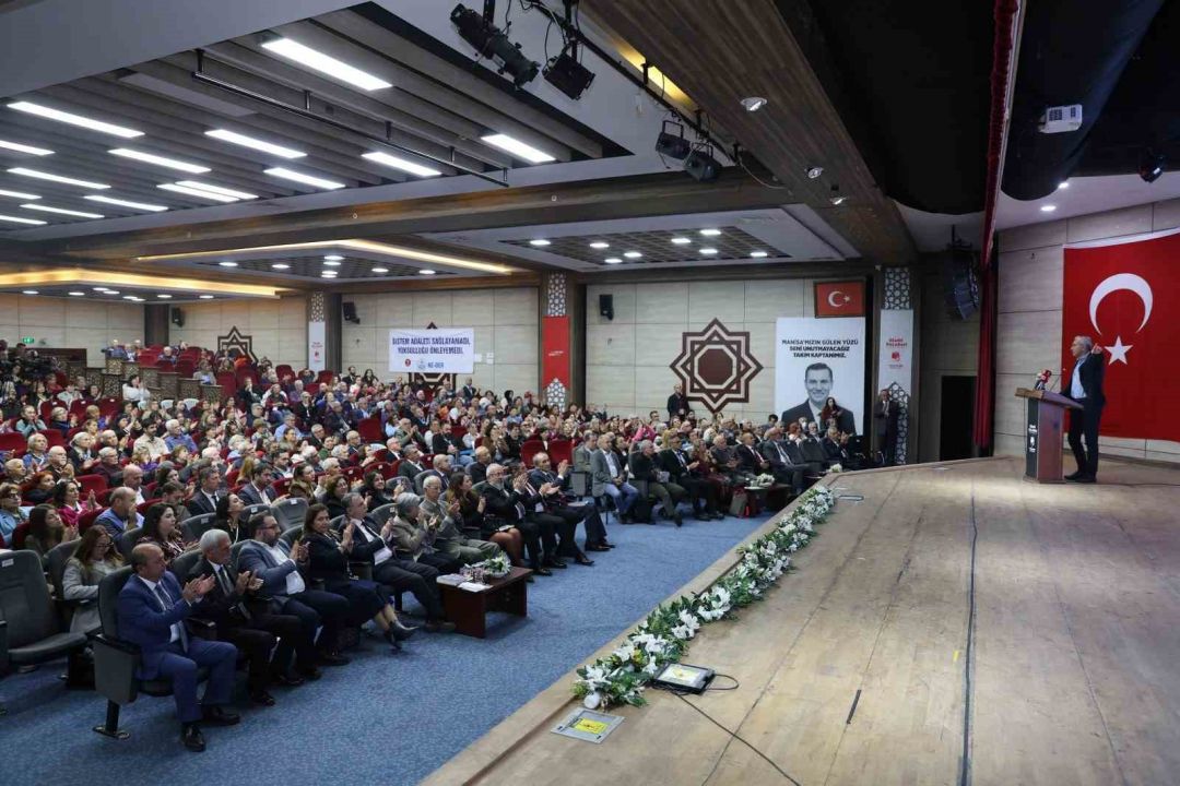 Eğitimin sorunları Manisa'da masaya yatırıldı