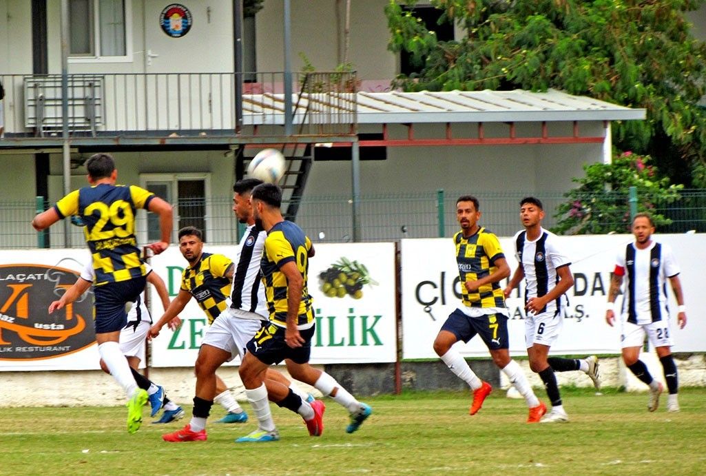 Çeşme’de derbi mücadelesinde gol sesi çıkmadı
