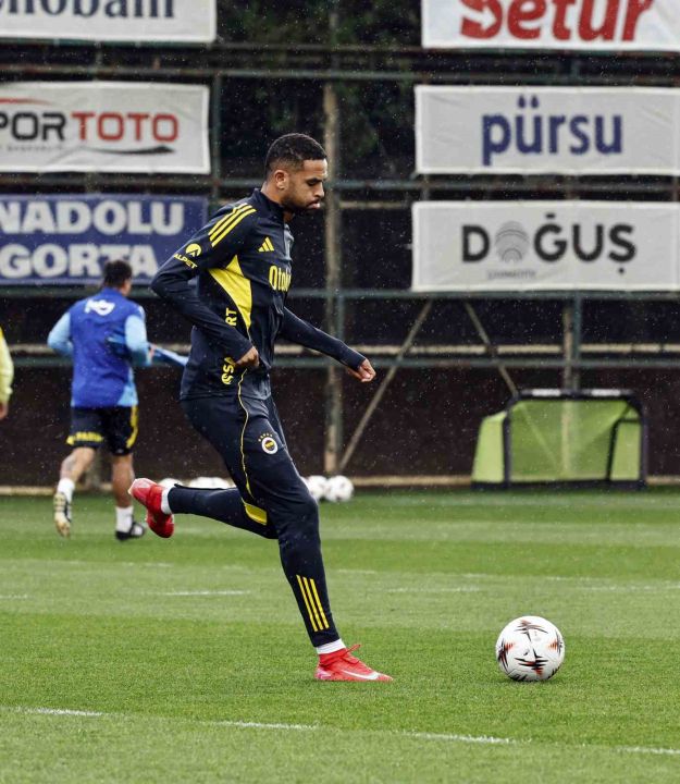 Fenerbahçe, Ferencvaros maçı hazırlıklarına başladı