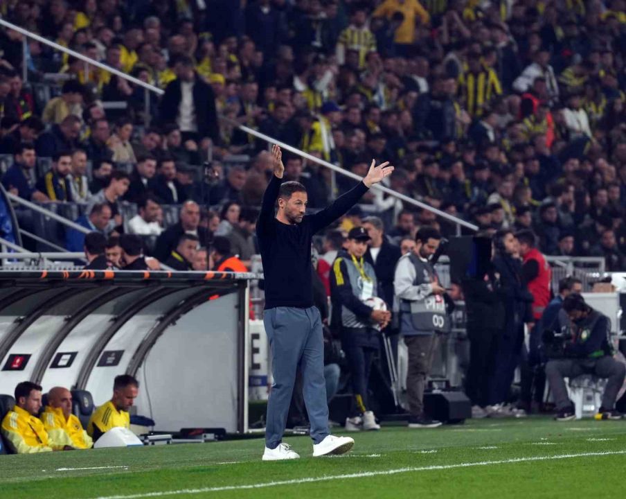 UEFA Avrupa Ligi: Fenerbahçe: 1 - Ferencvaros: 1 (Maç sonucu)