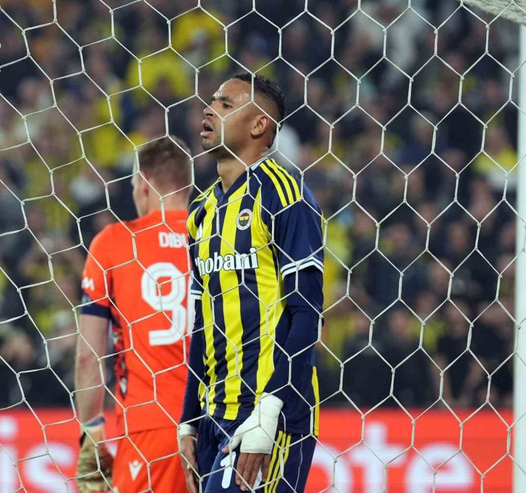 UEFA Avrupa Ligi: Fenerbahçe: 1 - Ferencvaros: 1 (Maç sonucu)