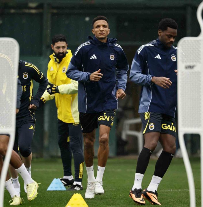 Fenerbahçe, Galatasaray derbisinin hazırlıklarına başladı