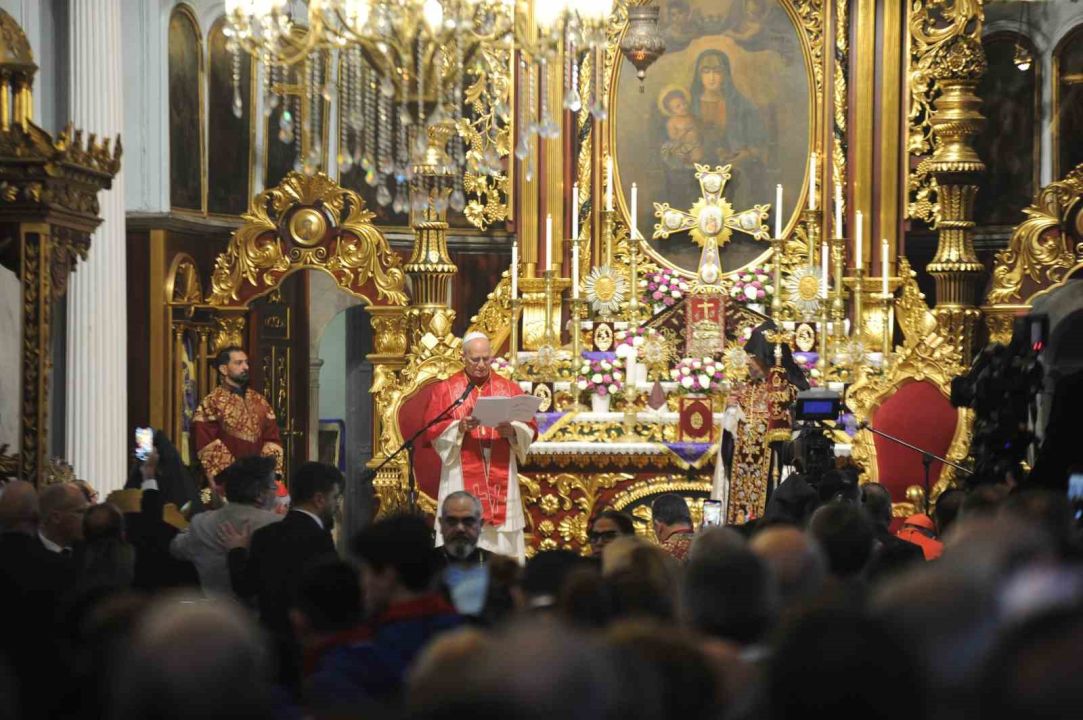 Papa 14. Leo, Ermeni Apostalik Katedrali’ne "dua ziyareti" gerçekleştirdi