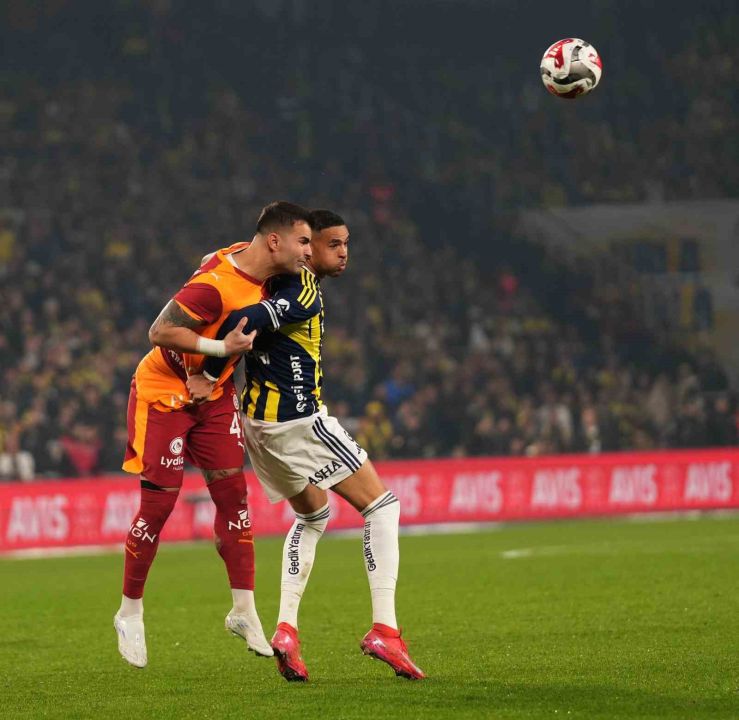 Trendyol Süper Lig: Fenerbahçe: 1 - Galatasaray: 1 (Maç sonucu)