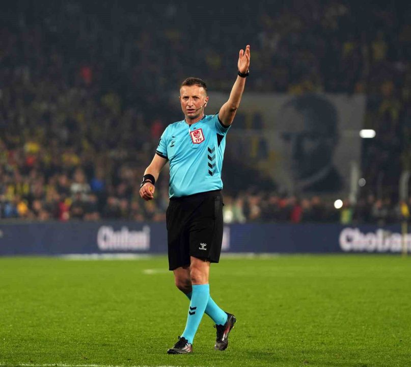 Trendyol Süper Lig: Fenerbahçe: 1 - Galatasaray: 1 (Maç sonucu)