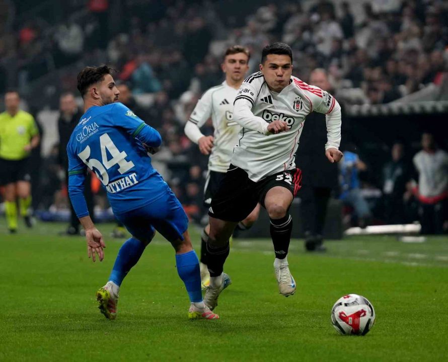 Trendyol Süper Lig: Beşiktaş: 1 - Çaykur Rizespor: 0 (Maç sonucu)