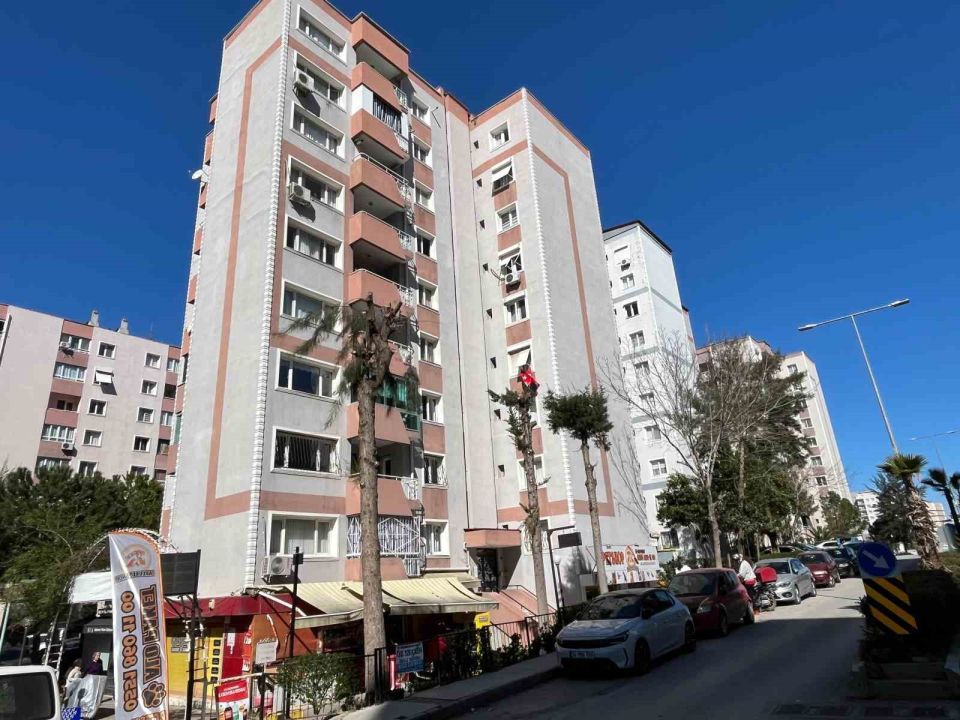Apartman sakinlerine ’raporlu’ zulüm!