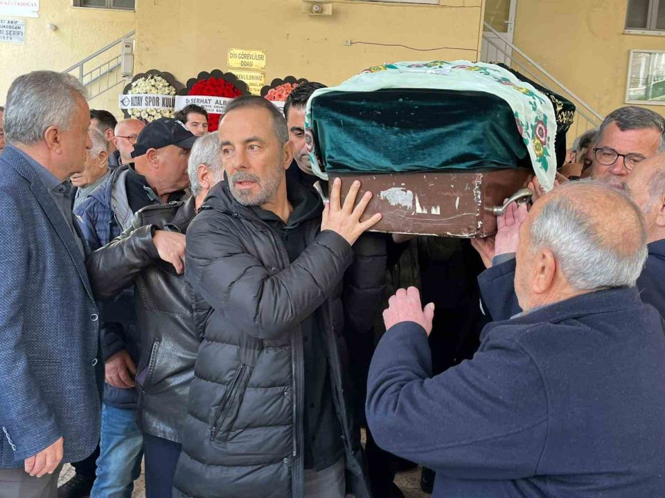Spor yorumcusu ve teknik direktör Kapsal’ın acı günü
