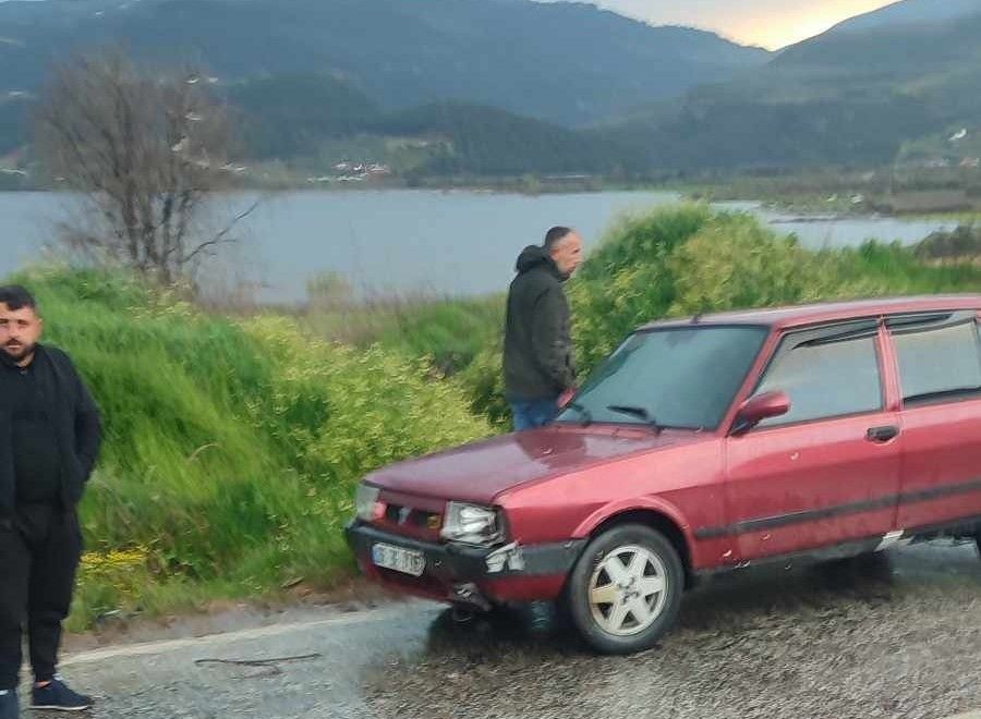 Manisa’da feci kaza: 1’i ağır 3 yaralı!