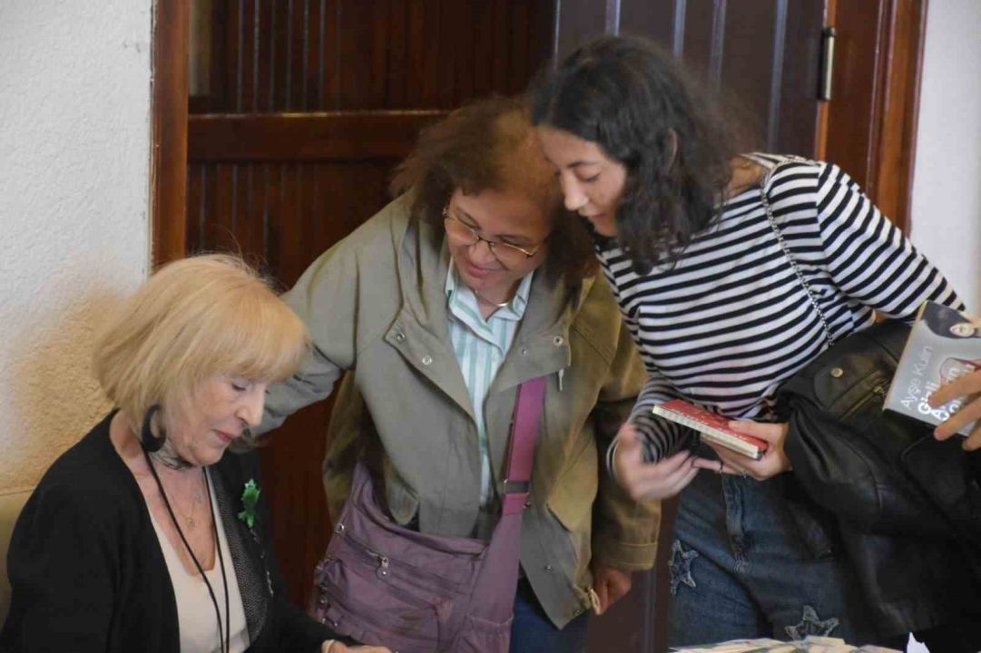 Şiirin kalbi Salihli'de attı