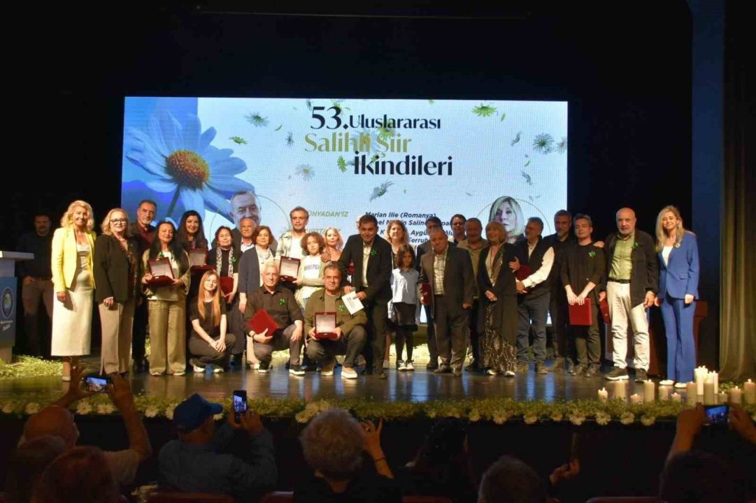 Şiirin kalbi Salihli'de attı