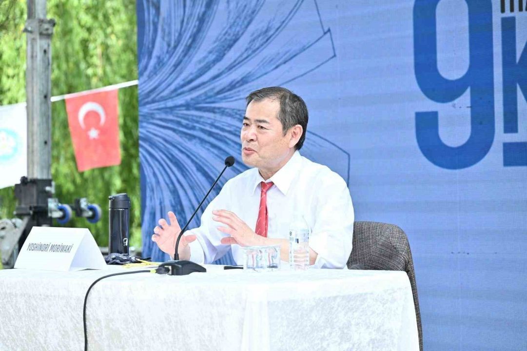 Manisa Kitap Fuarı yoğun ilgiyle devam ediyor