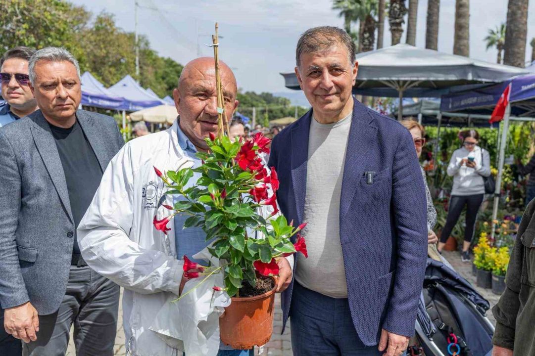 Çiçek gibi İzmir