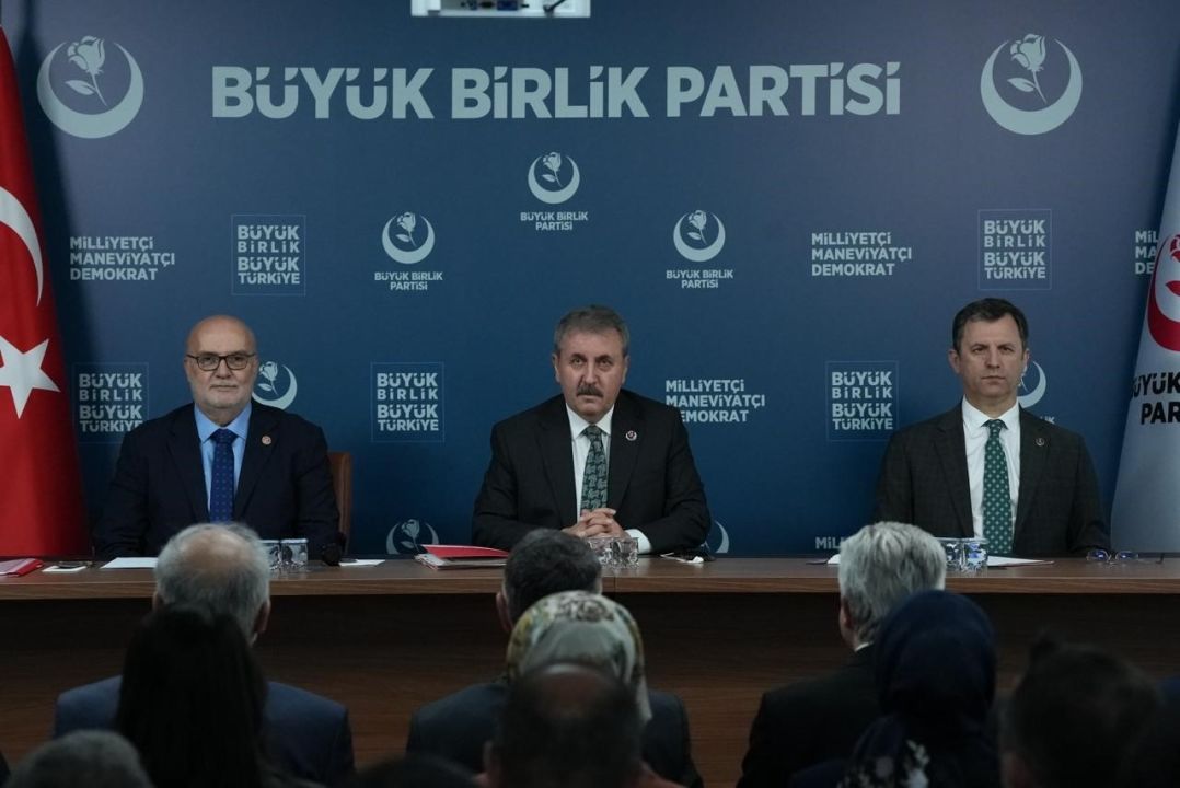 Büyük Birlik Partisi’nin 13’üncü Olağan Büyük Kurultay tarihi belli oldu