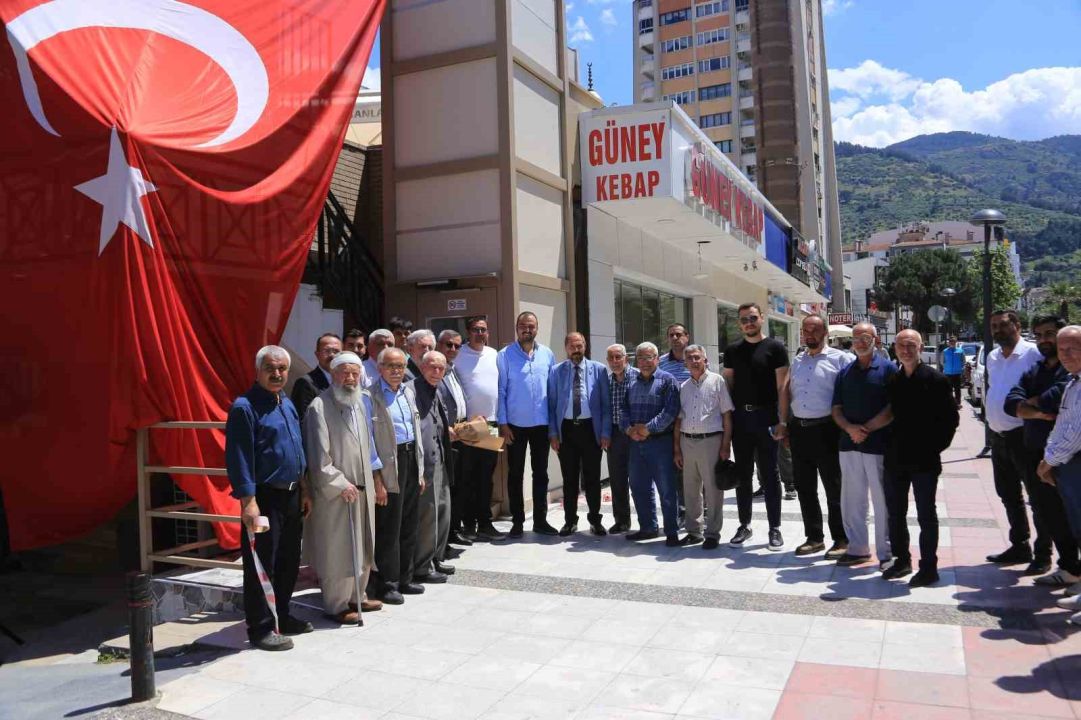 Hayırseverden Yarhasanlar Camii’ne asansör