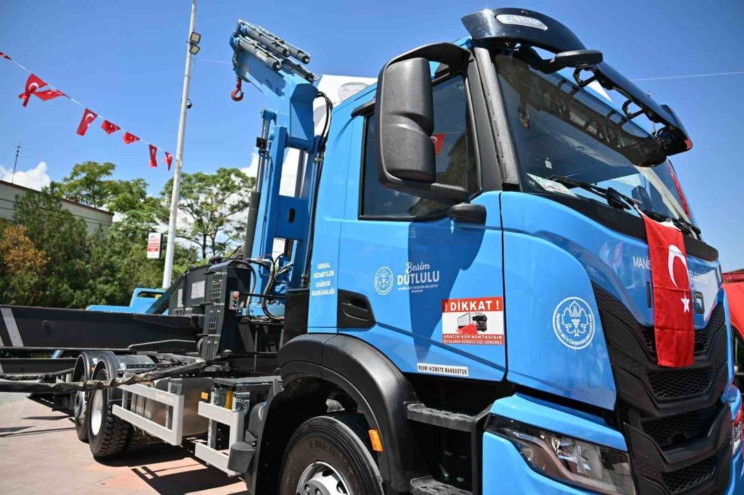 Manisa’ya 2 Milyar TL'den fazla yatırımla 376 yeni araç!