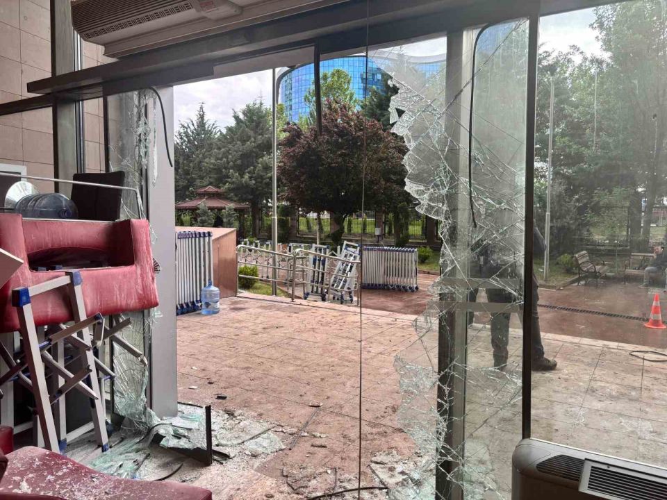 CHP Genel Merkezi’nde hareketli gün