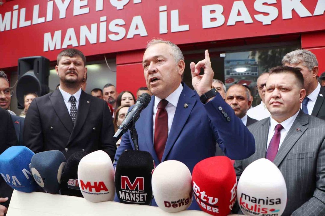 MHP Manisa’da devir teslim töreni