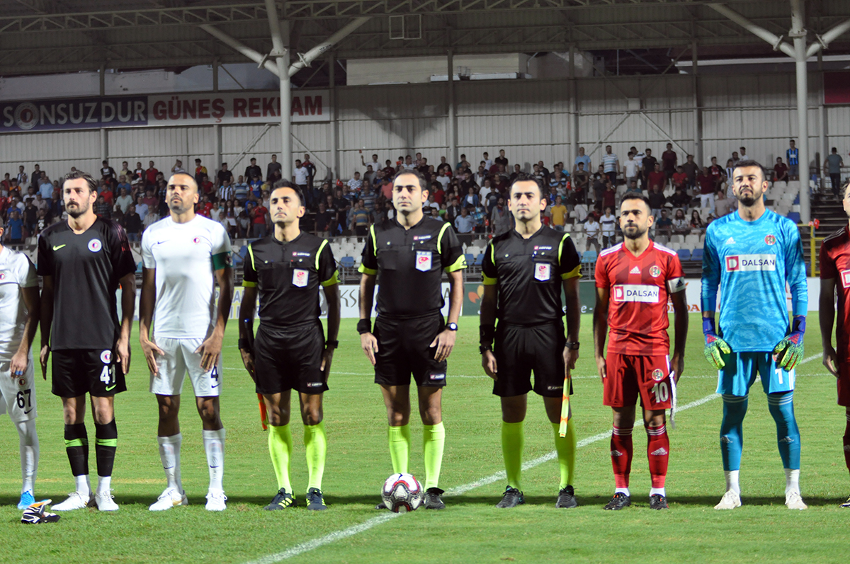 Turgutluspor dünyaları kaçırdı, liderliği kaybetti: 0-0