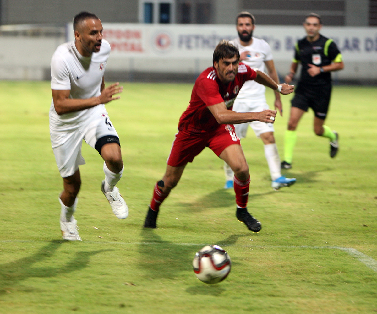 Turgutluspor dünyaları kaçırdı, liderliği kaybetti: 0-0