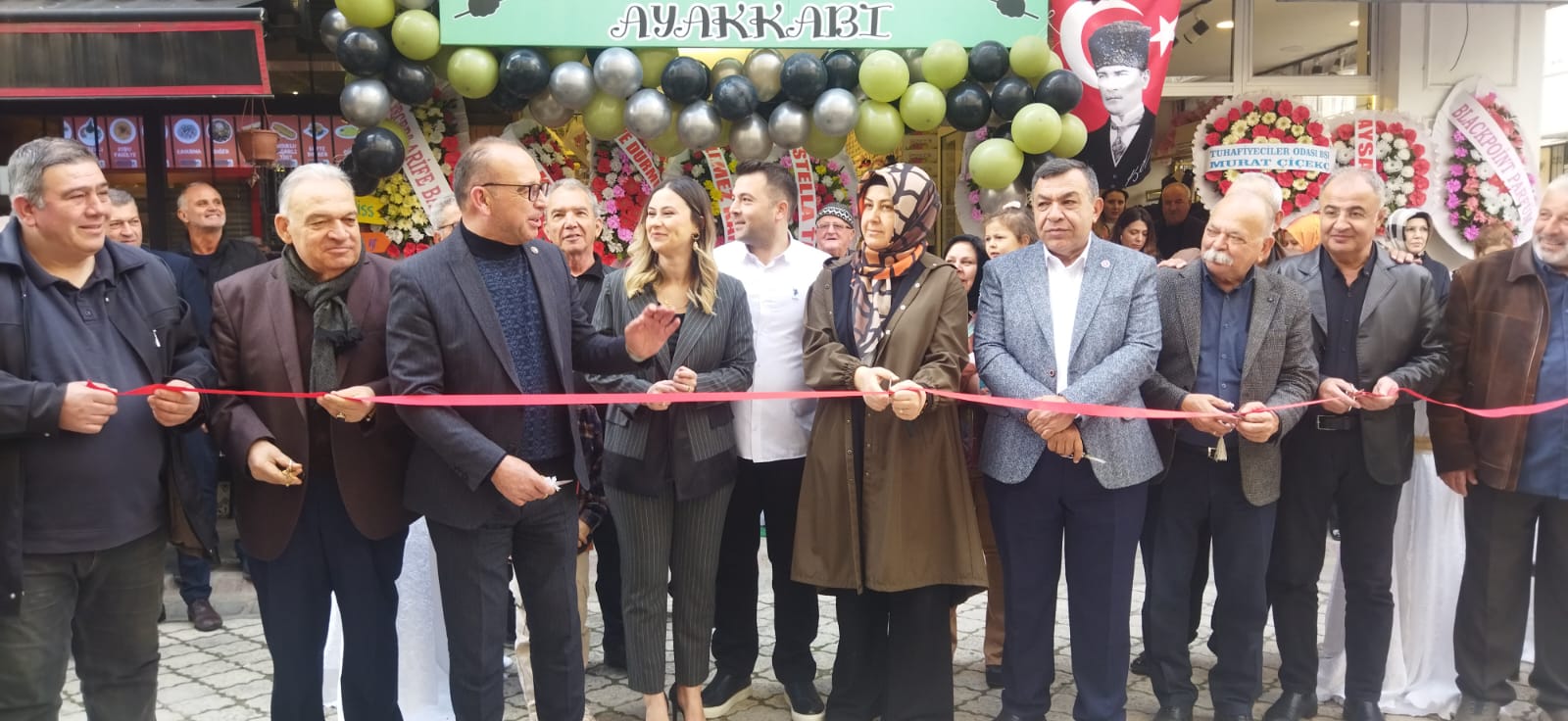 Raya Çocuk Ayakkabı Mağazası Turgutlu'da hizmete girdi
