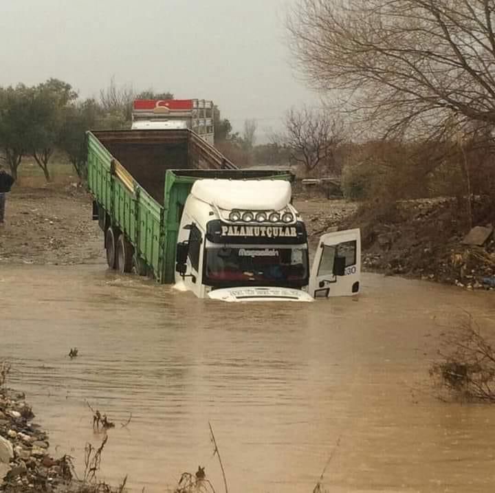 Karacaali Çayı'nın sorunu ne zaman çözülecek?