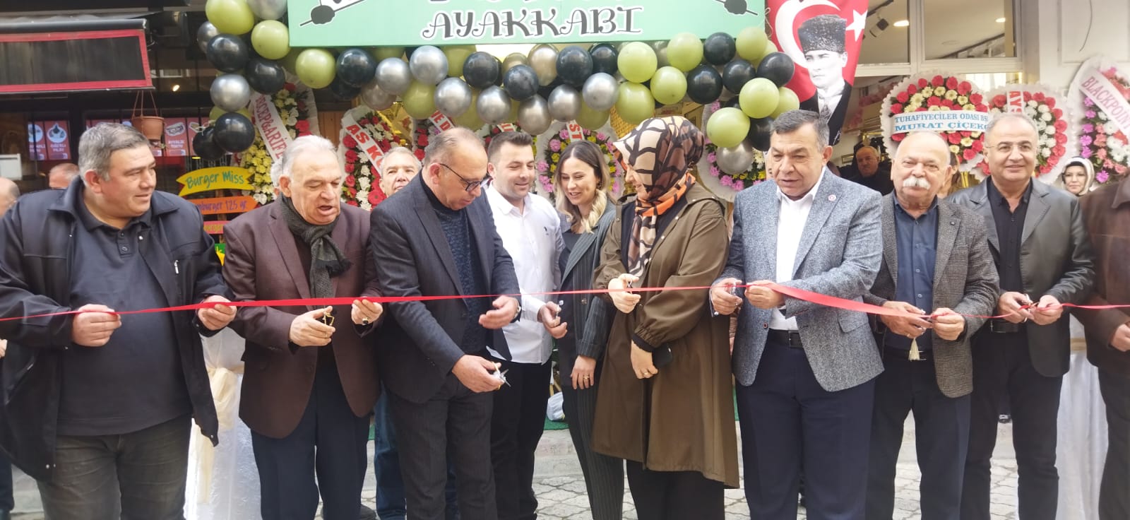 Raya Çocuk Ayakkabı Mağazası Turgutlu'da hizmete girdi