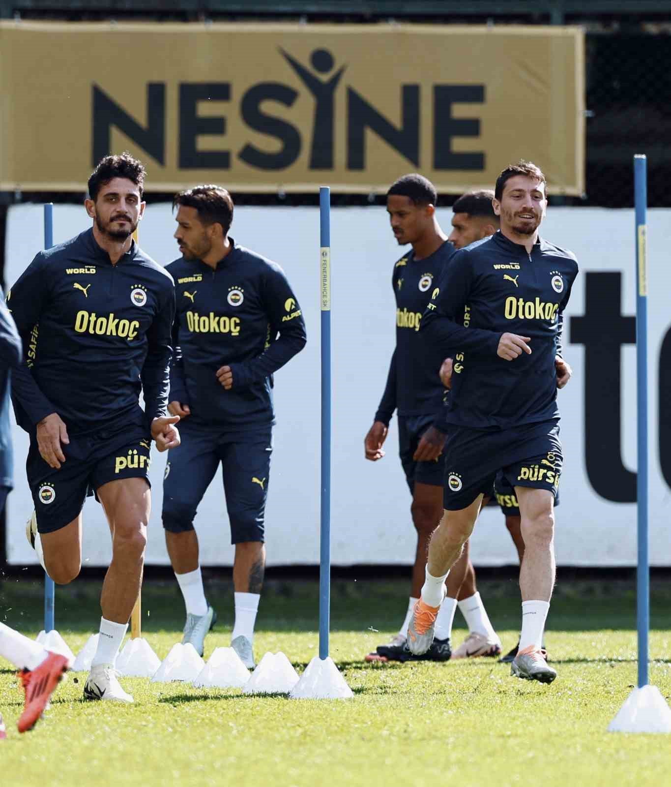 Fenerbahçe, Samsunspor maçı hazırlıklarını tamamladı