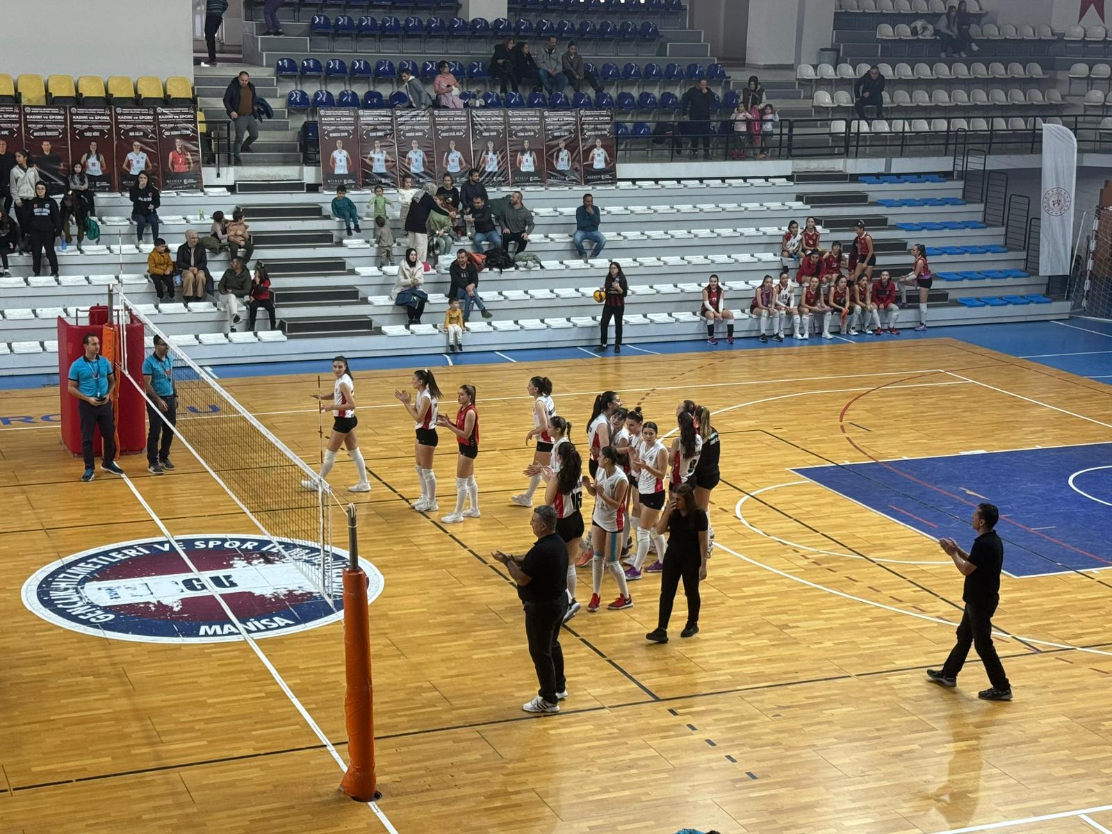 Turgutlulu Voleybolculardan 3-1'lik zafer!