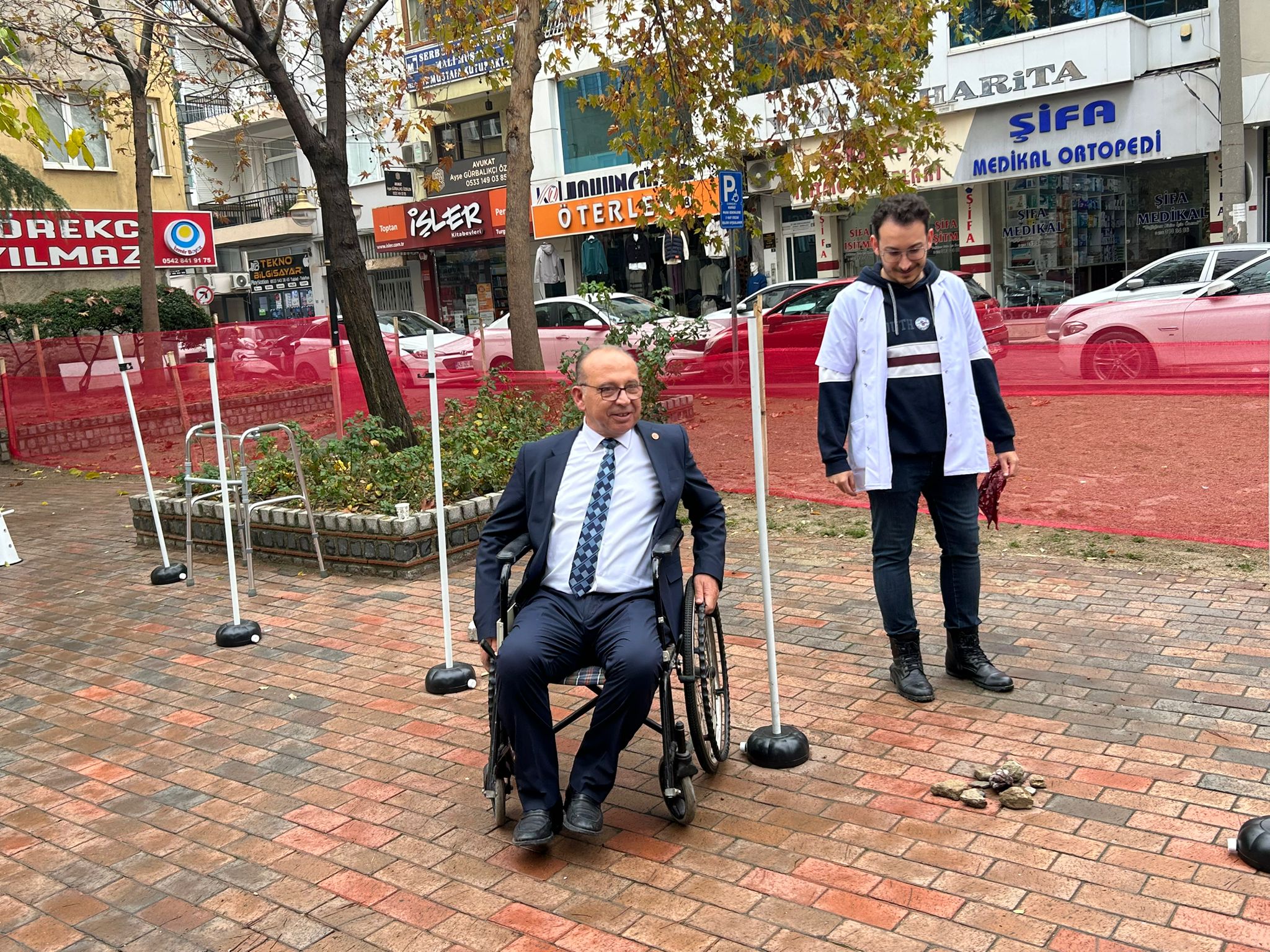 Belediye Başkanı Çetin Akın 3 Aralık Dünya Engelliler Günü'ne dikkat çekti