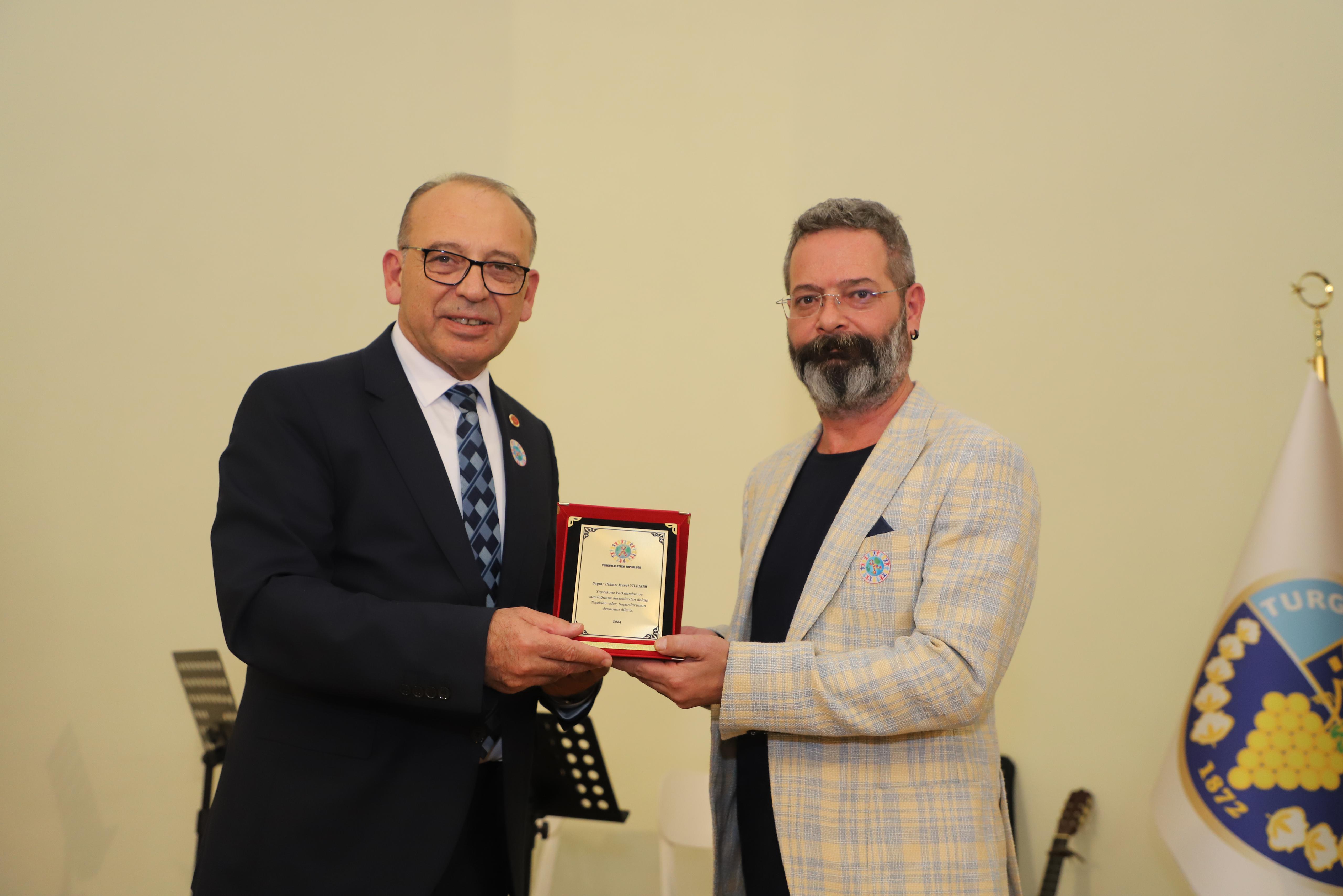 Turgutlu Belediyesinin 'Sevgi Konseri' Büyük Beğeni Topladı
