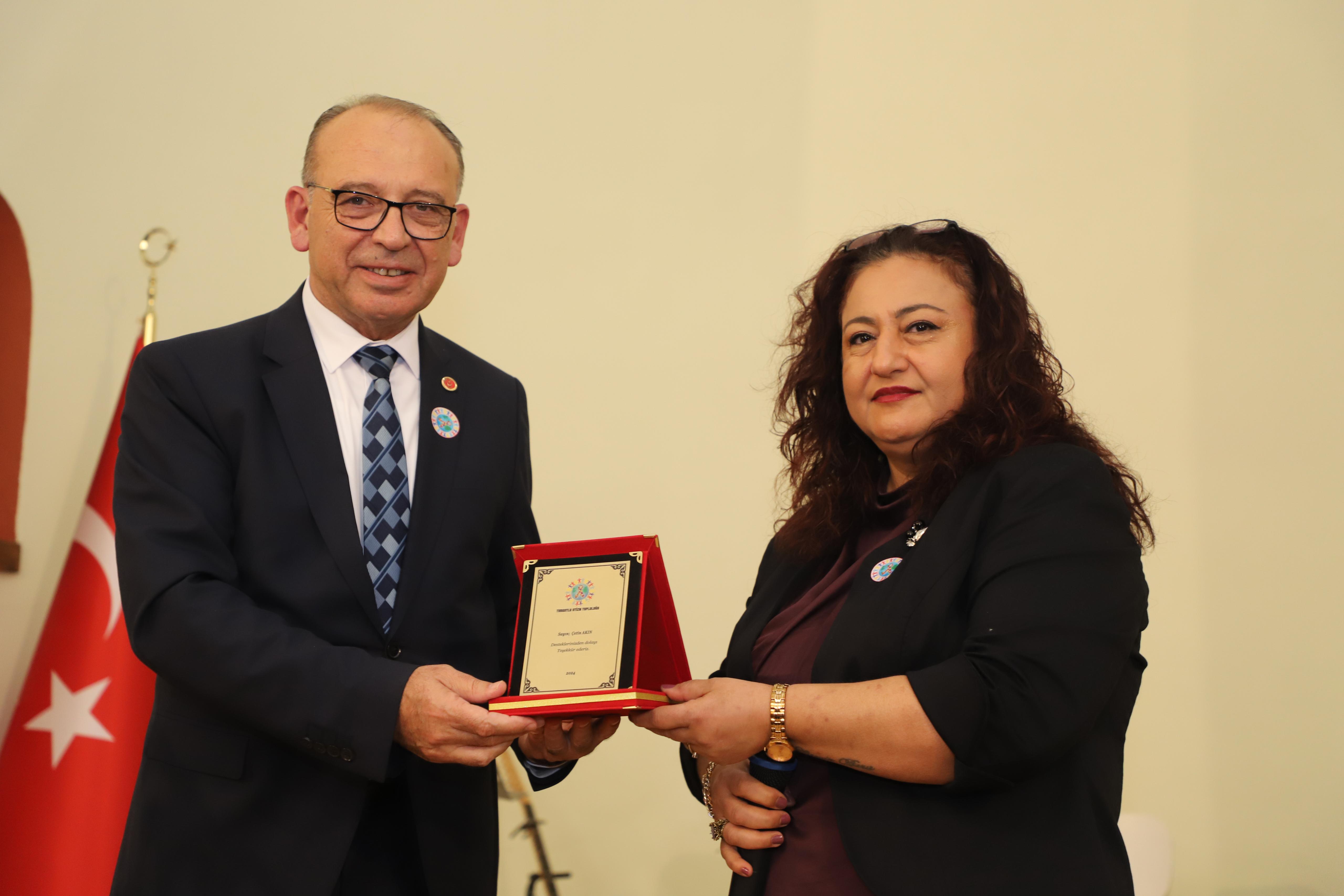 Turgutlu Belediyesinin 'Sevgi Konseri' Büyük Beğeni Topladı