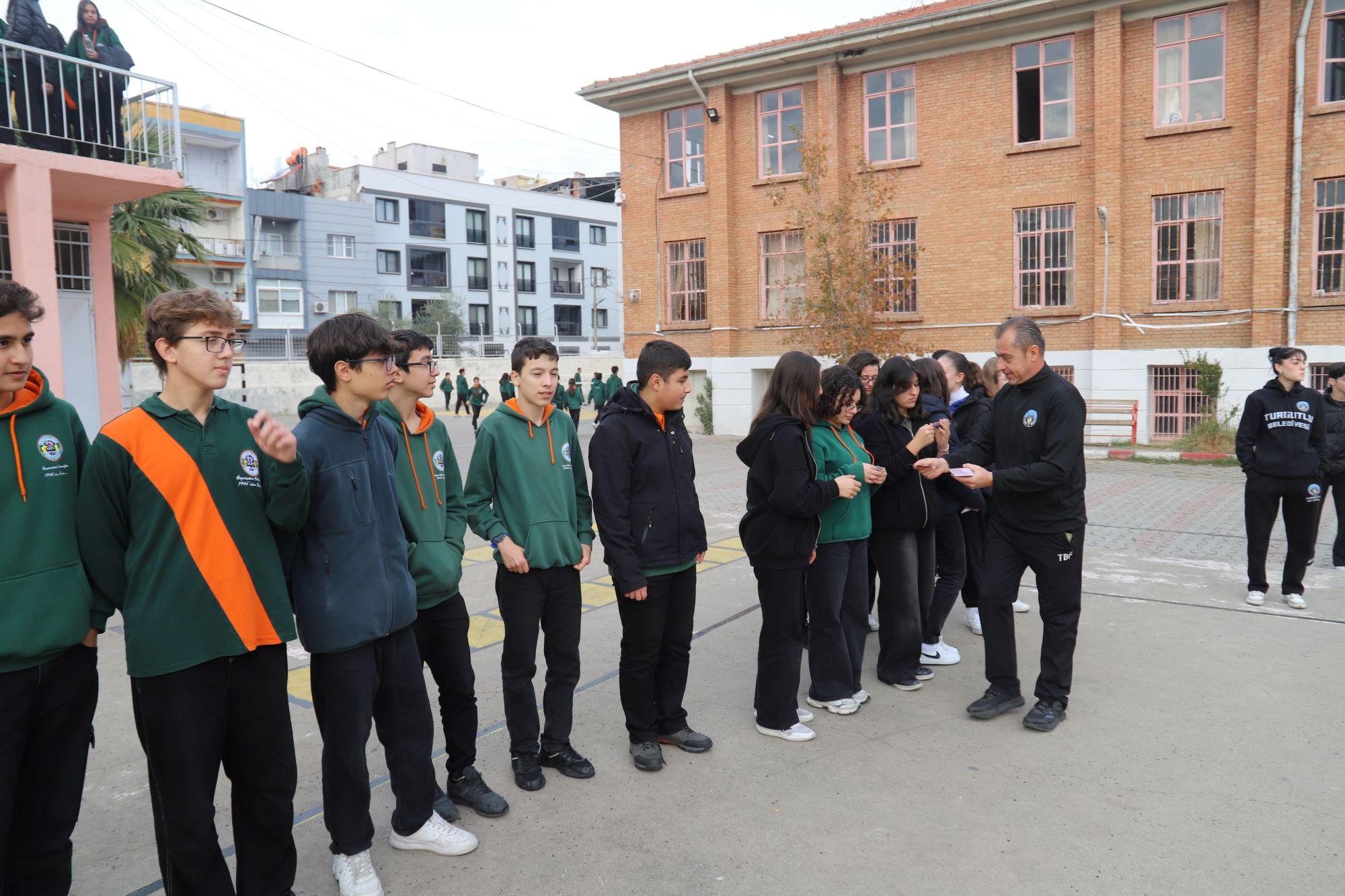 Turgutlu Belediyespor’dan Öğrencilere Spor Teşviki ve Maç Daveti