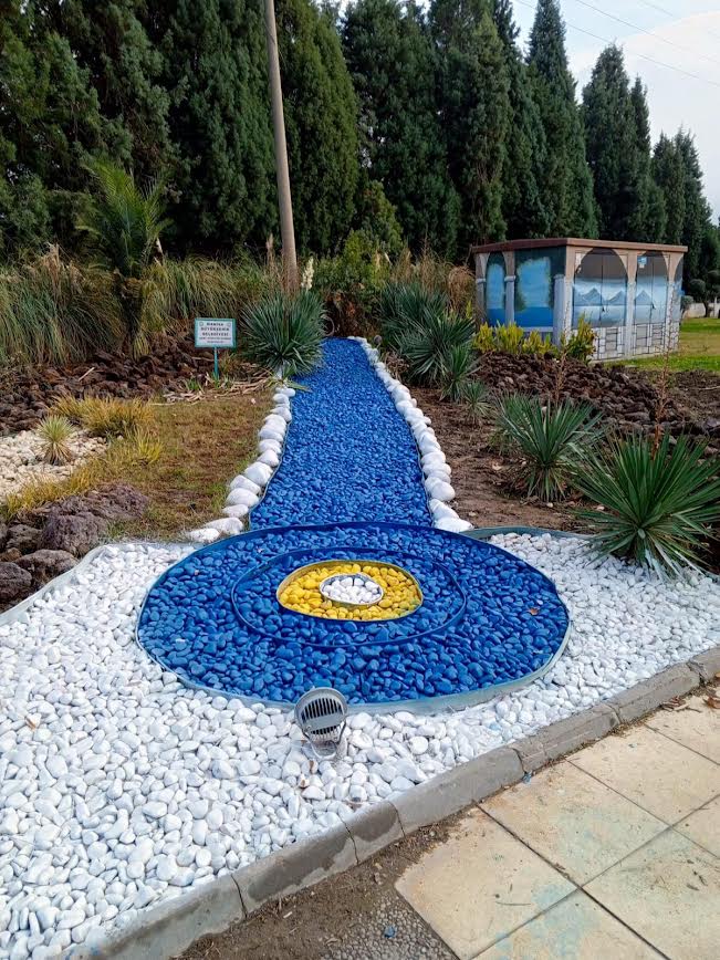 Manisa'da Peyzaj Çalışmaları Şehir Güzelliğini Artırıyor