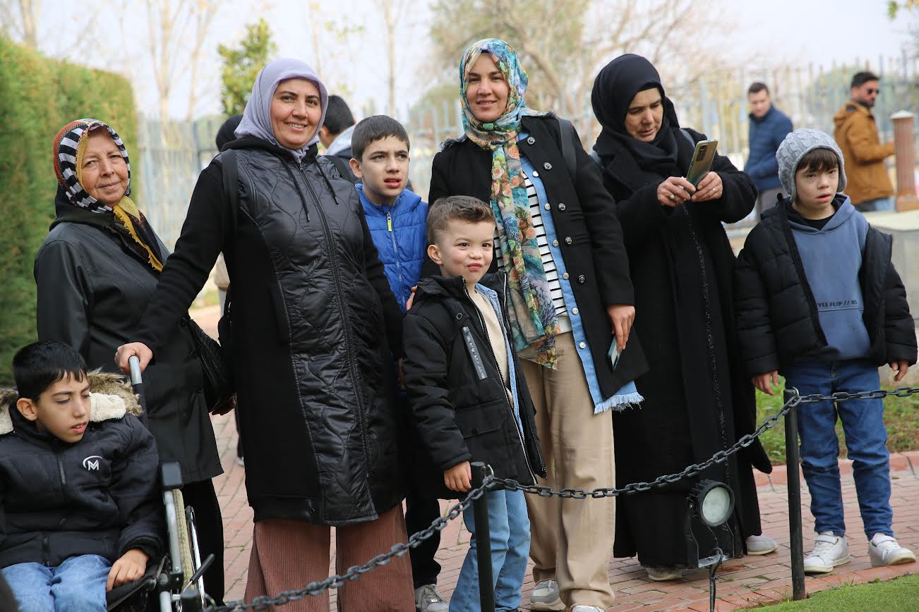 Akhisarlı Özel Öğrencilere Manisa Gezisi