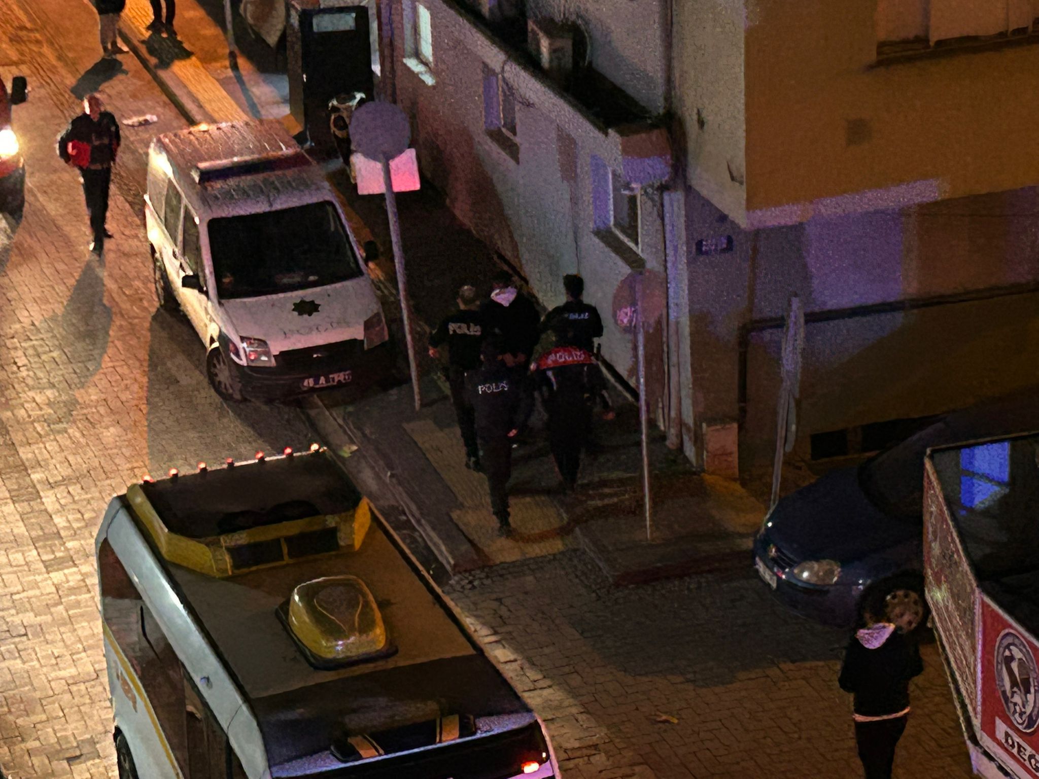 Turgutlu'da kaza: Araca çarptı, motoru bırakıp kaçarken yakalandı!