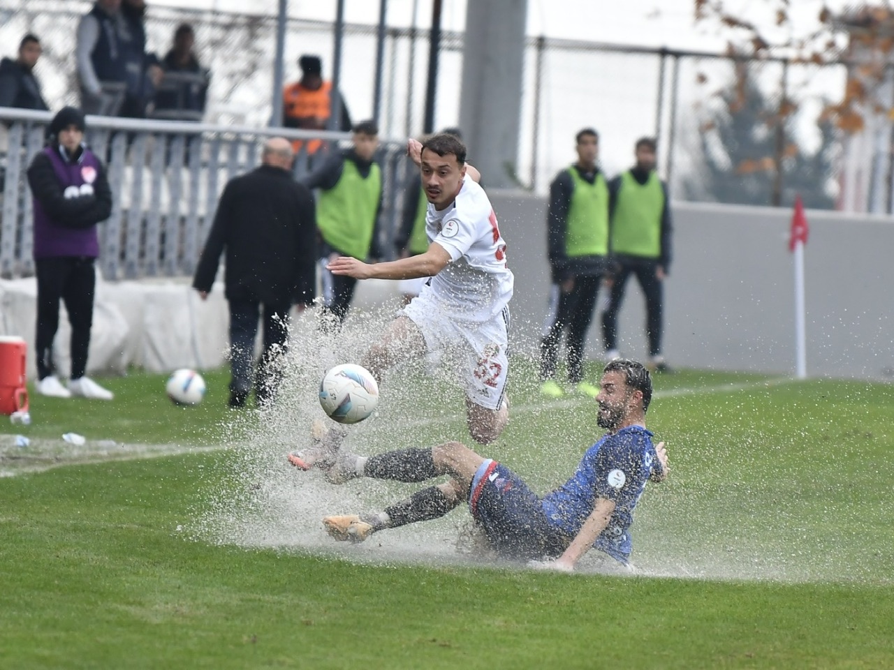 7 Eylül Turgutlu 1984, Niğde Belediyespor ile yenişemedi: 1-1