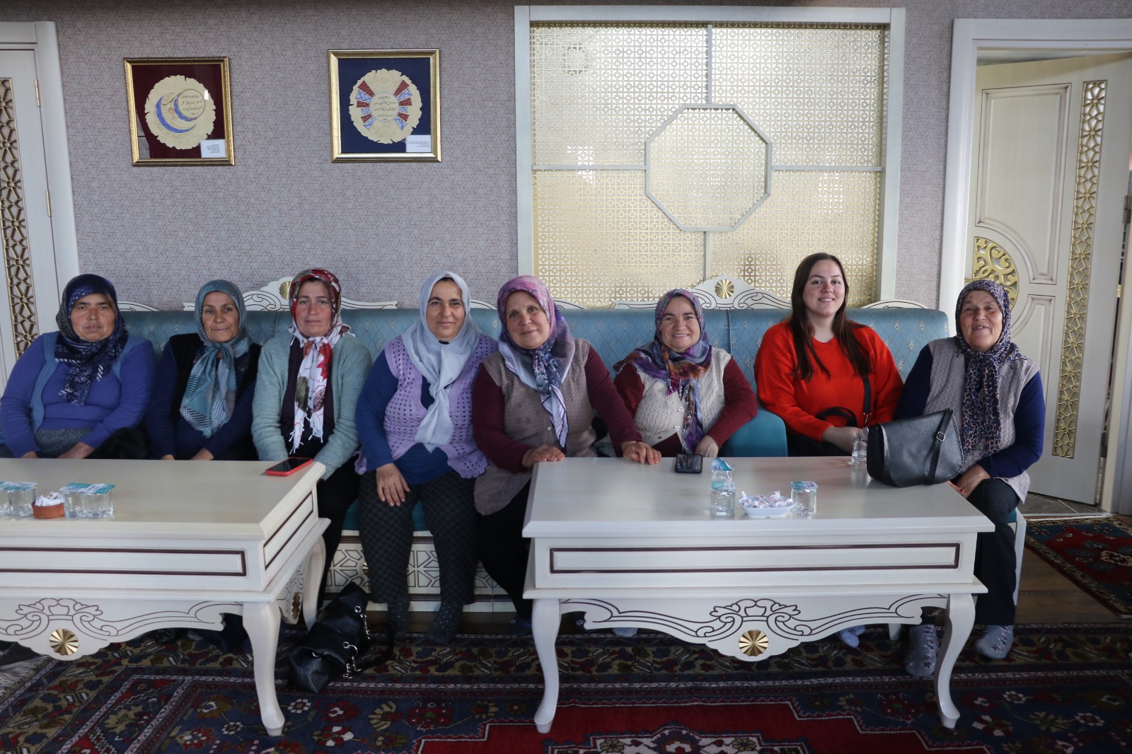 Köprübaşılı Kadınlar Manisa’yı Adım Adım Gezdi