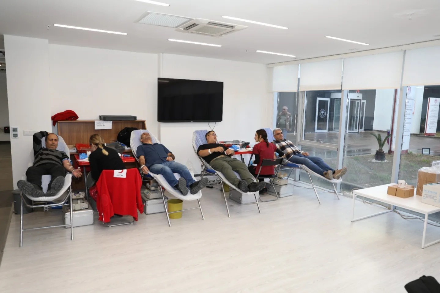 Manisa Tarım İl Müdürlüğü personellerinden kan bağışı