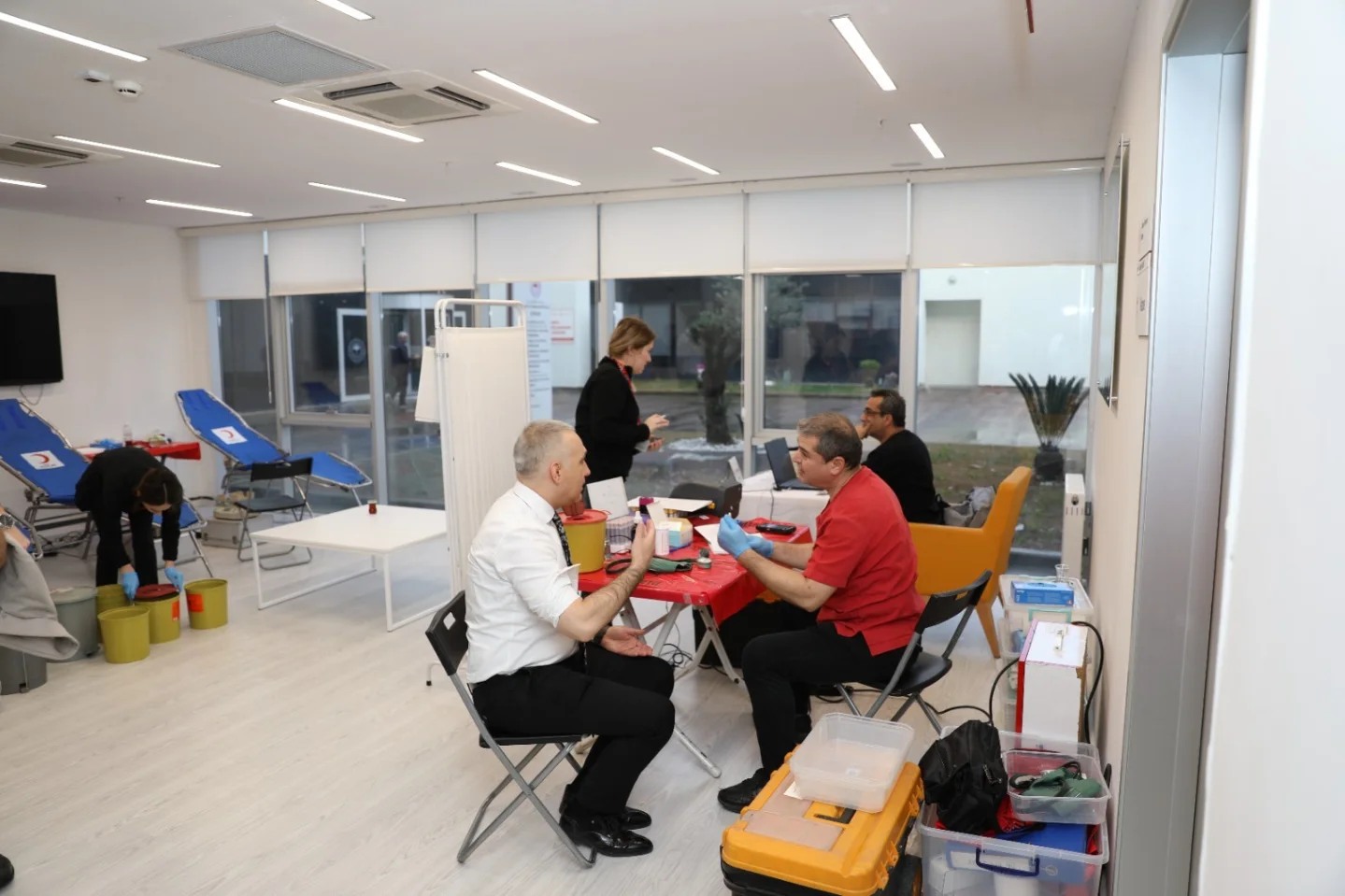 Manisa Tarım İl Müdürlüğü personellerinden kan bağışı