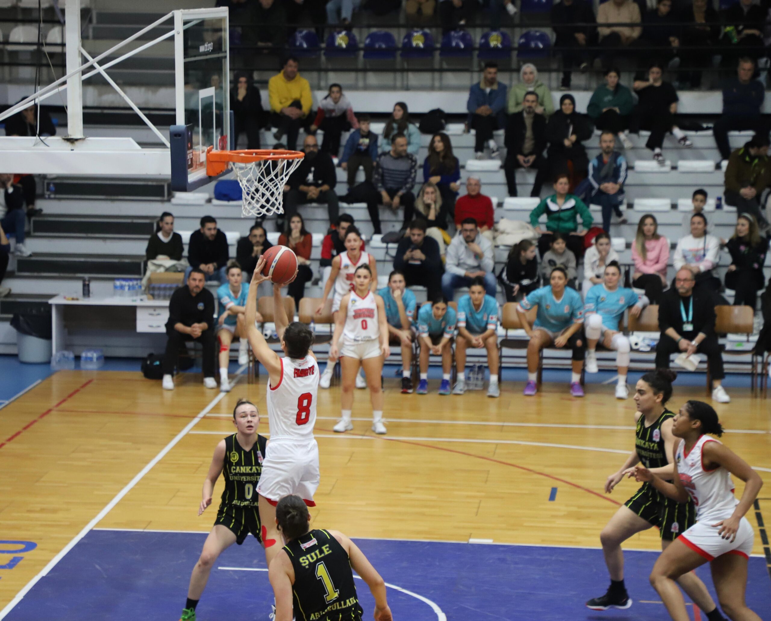 Lidya Garden City Turgutlu Belediyespor Kadın Basketbol Takımı Burhaniye Deplasmanında
