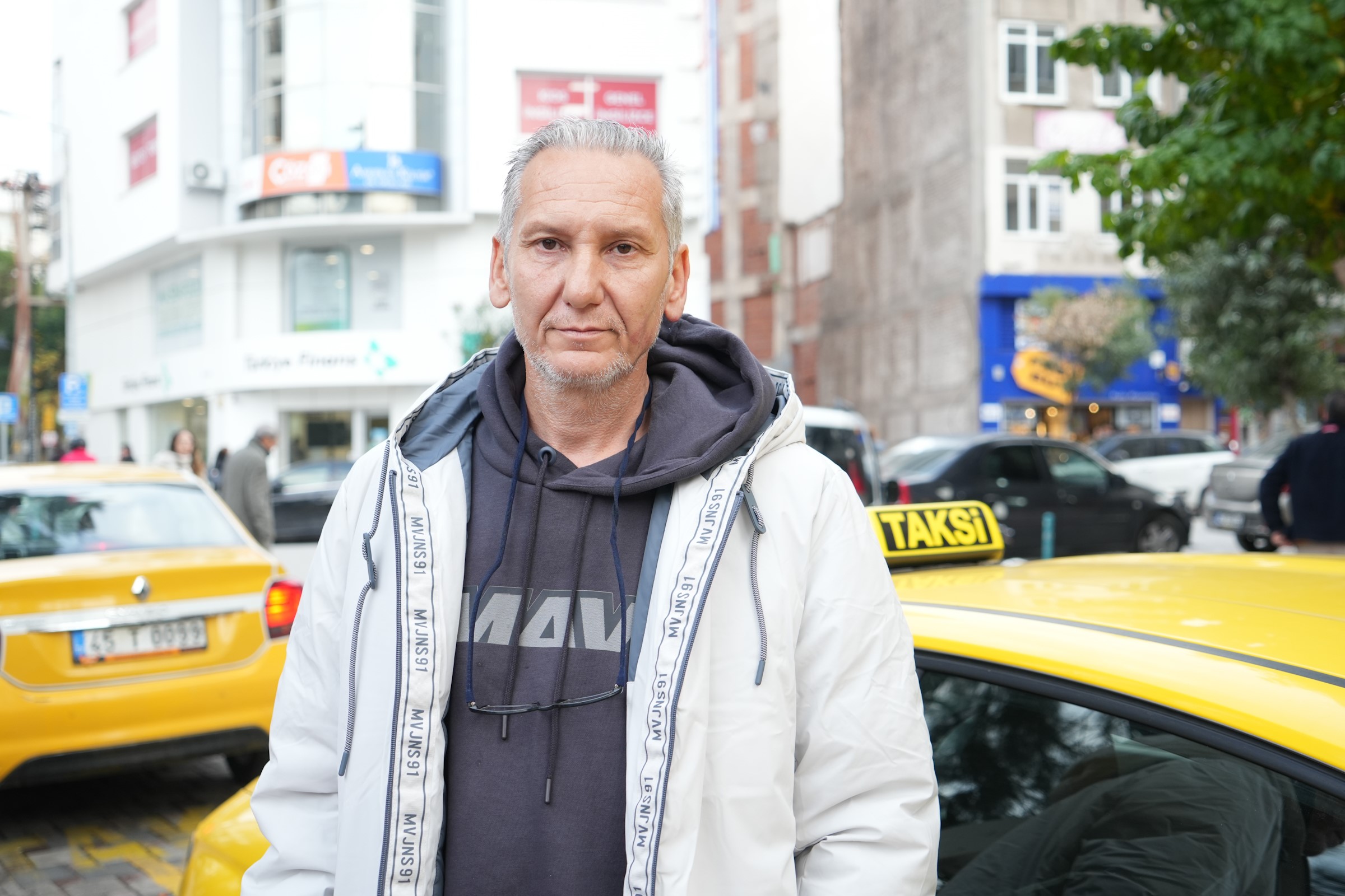 Taksiciyi bıçak ile gasp etmişti: Serbest bırakıldı!