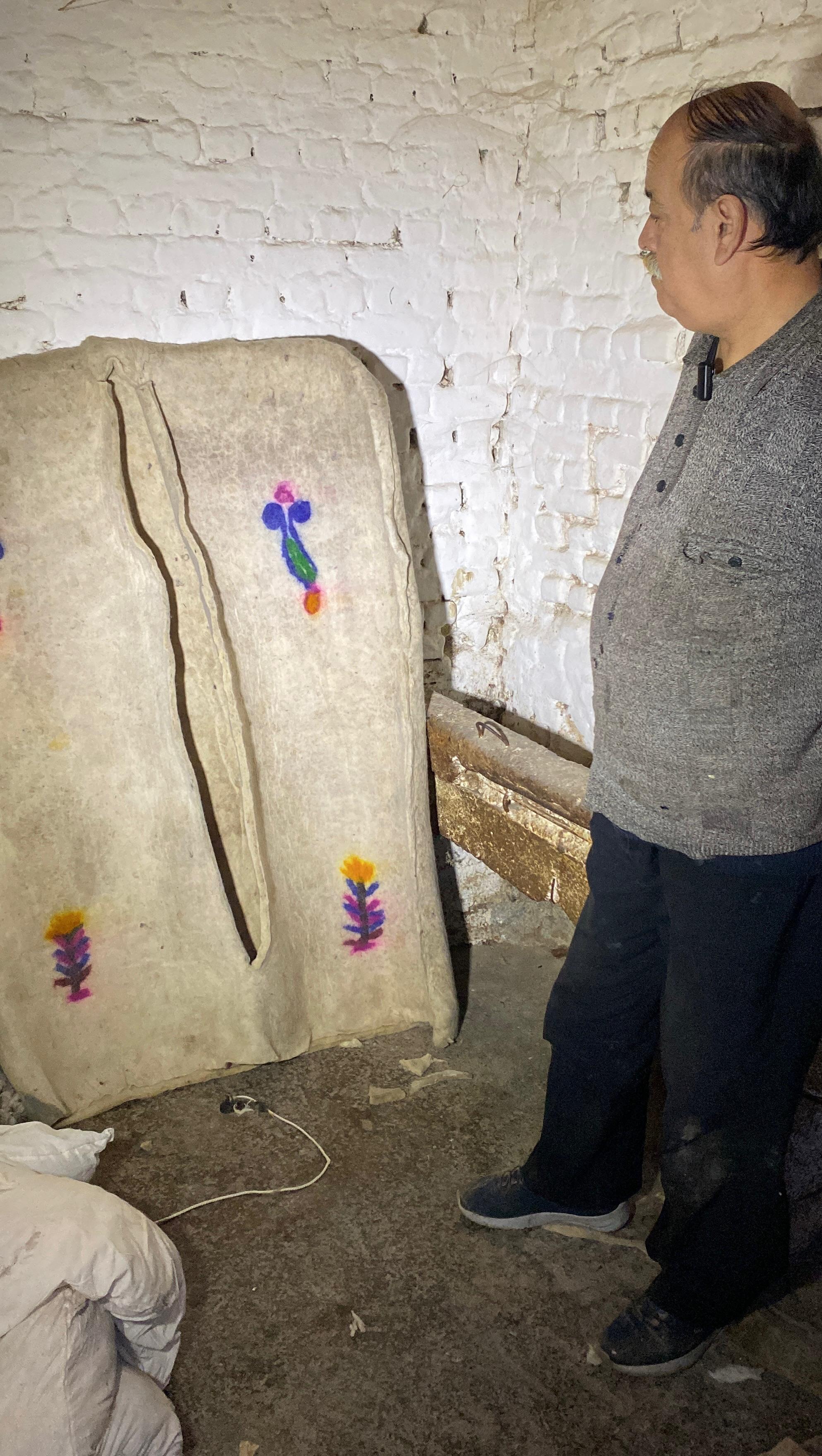 Keçecilik mesleğini Turgutlu’da 50 yıldır yaşatıyor