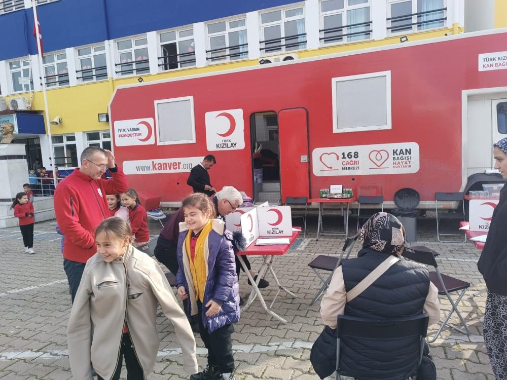 'Manisa sana kanım feda' kampanyası tüm hızıyla devam ediyor