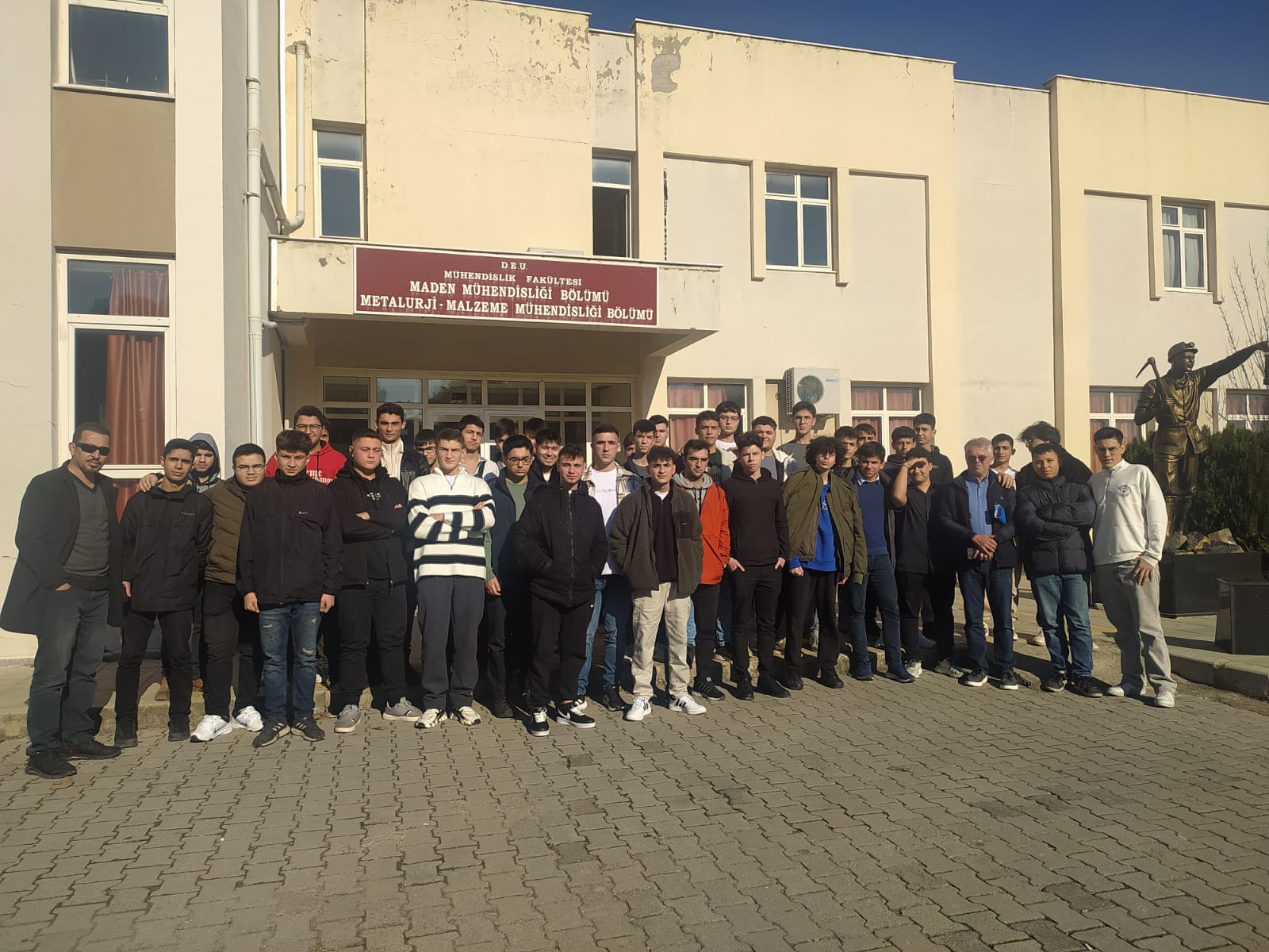Hasan Ferdi Turgutlu MTAL öğrencileri üniversite tanıtım gezisinde