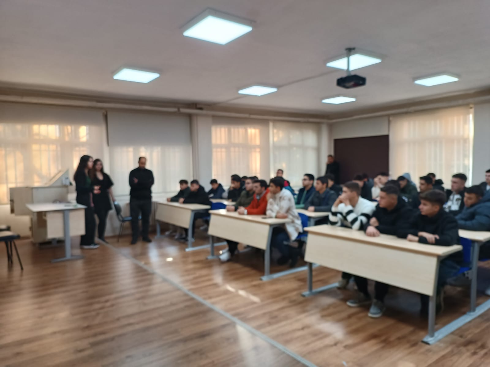 Hasan Ferdi Turgutlu MTAL öğrencileri üniversite tanıtım gezisinde