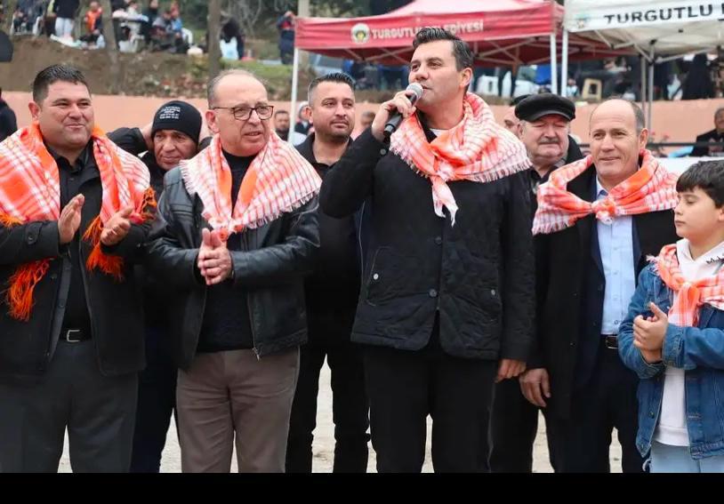Gökkaya'da 26.Geleneksel Deve Güreşleri Şenliği ilgi gördü