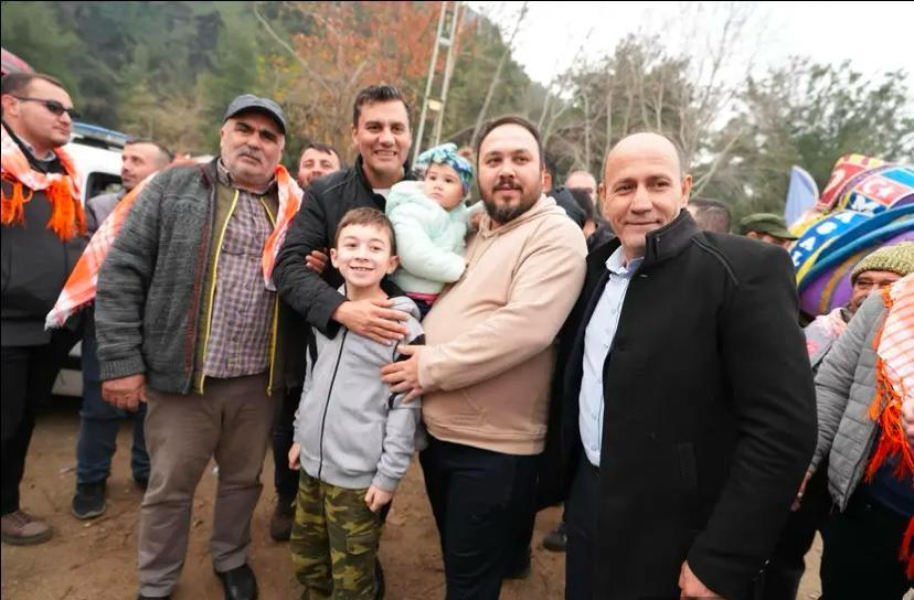 Gökkaya'da 26.Geleneksel Deve Güreşleri Şenliği ilgi gördü