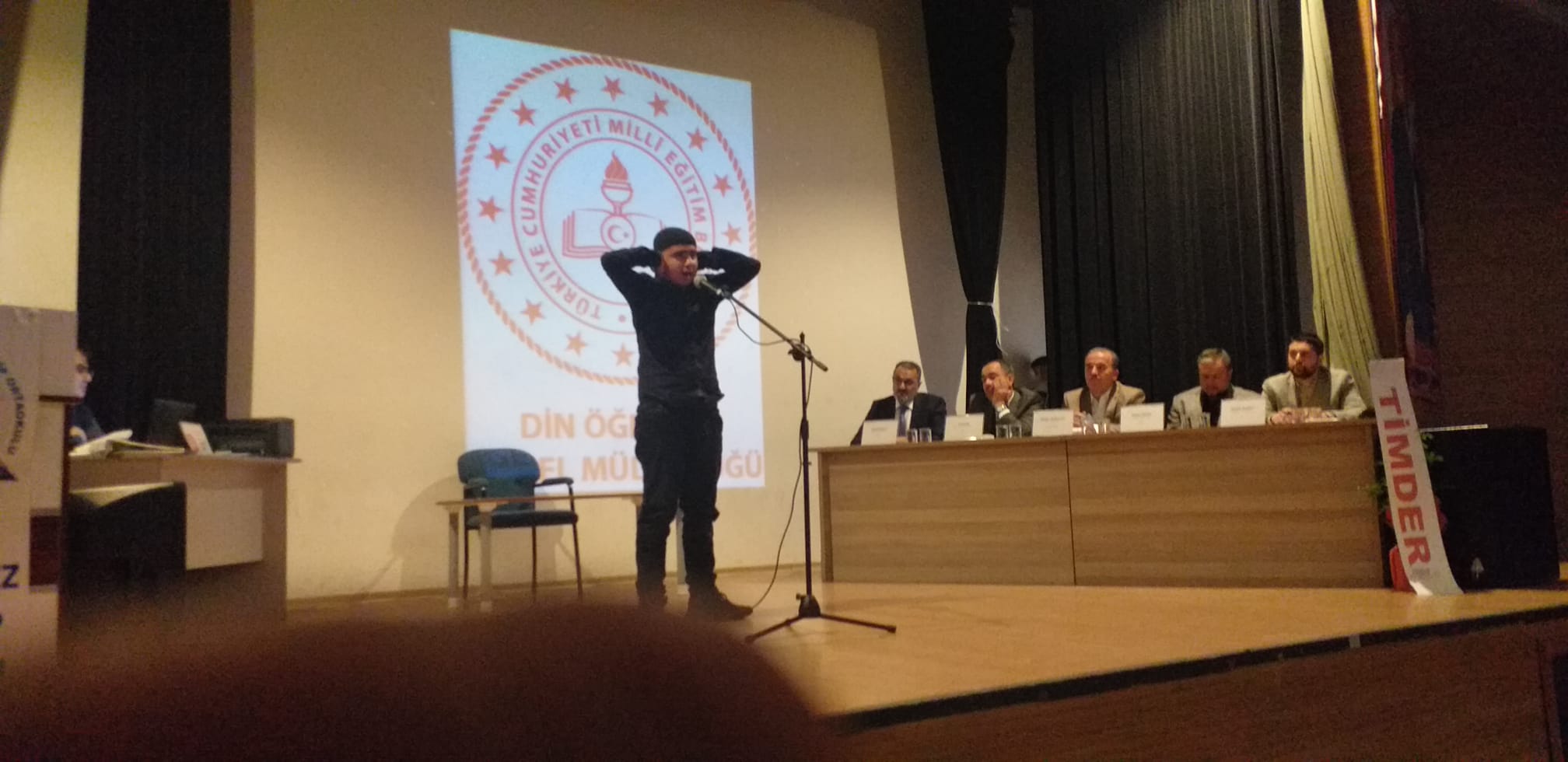 İmam Hatip Ortaokulları Yarışmasında "Genç Bilaller Ezan Okuma" Birincisi Ahmet Salih Elmas Oldu